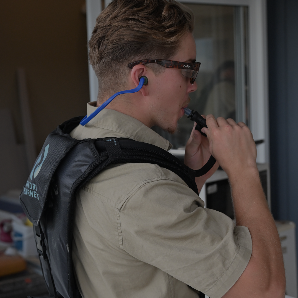 BLACK HYDRO HARNESS