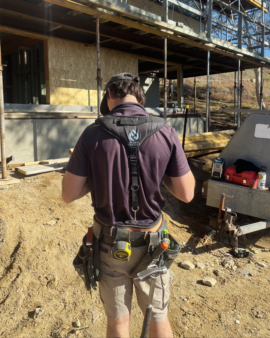 BLACK HYDRO HARNESS